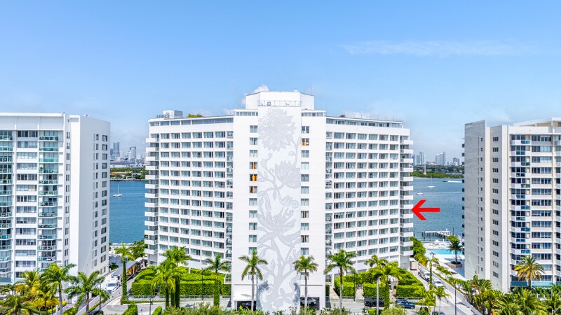 Building Photo - 1100 West Ave