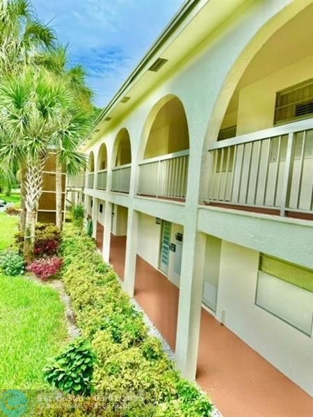 Building Photo - 2614 Nassau Bend