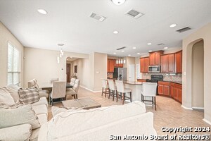 Building Photo - 2535 Villa Borghese