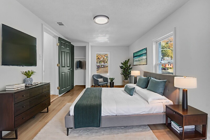 Building Photo - 3253 Kimball Ave