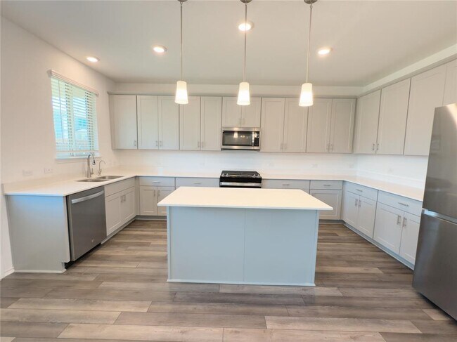 Building Photo - 128 Fiery Skipper Ln