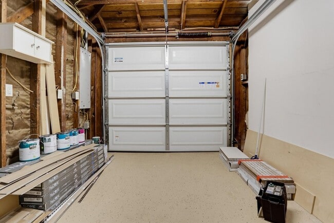 Building Photo - 1463 Sweetwater Ln