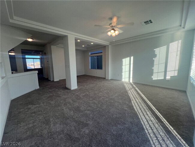 Building Photo - 5872 Aurora Gold Ave
