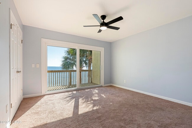 Building Photo - 6453 Oak Shr Dr
