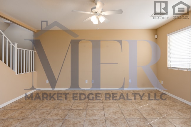 Building Photo - 4Bed/3Bath Home in Maricopa! $1599 MOVE-IN...
