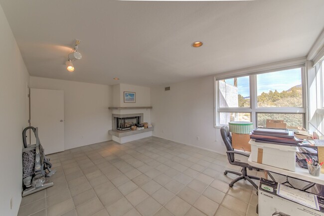 Building Photo - SANDIA HEIGHTS EXECUTIVE RENTAL 2+Story 3B...