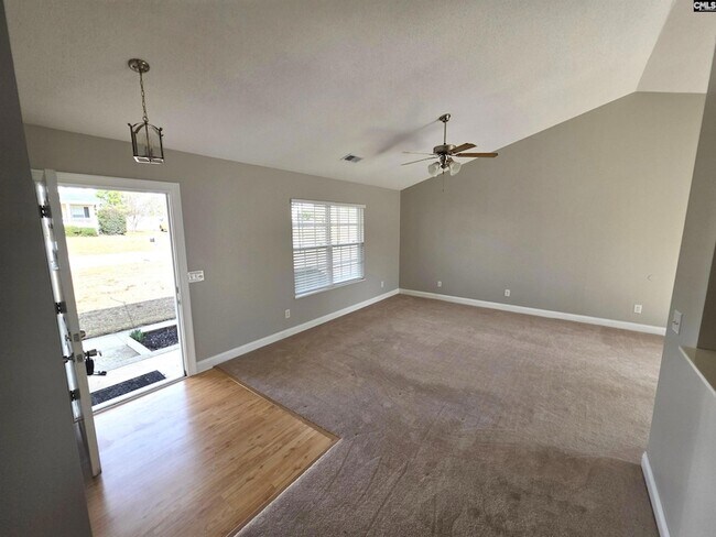 Building Photo - 165 Crassula Dr