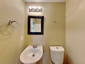 Building Photo - 18250 Eton Ridge Ct