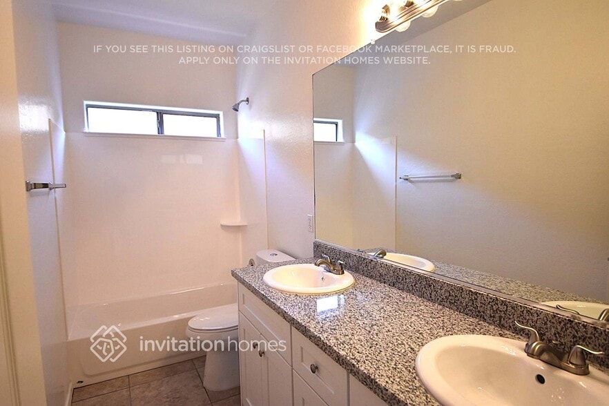 Building Photo - 12805 W Redondo Dr