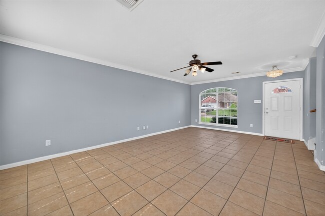 Building Photo - 12007 Green Bluff Ct