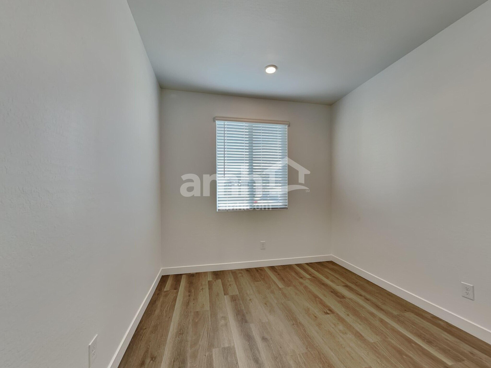 Building Photo - 14155 N Luckett Rd