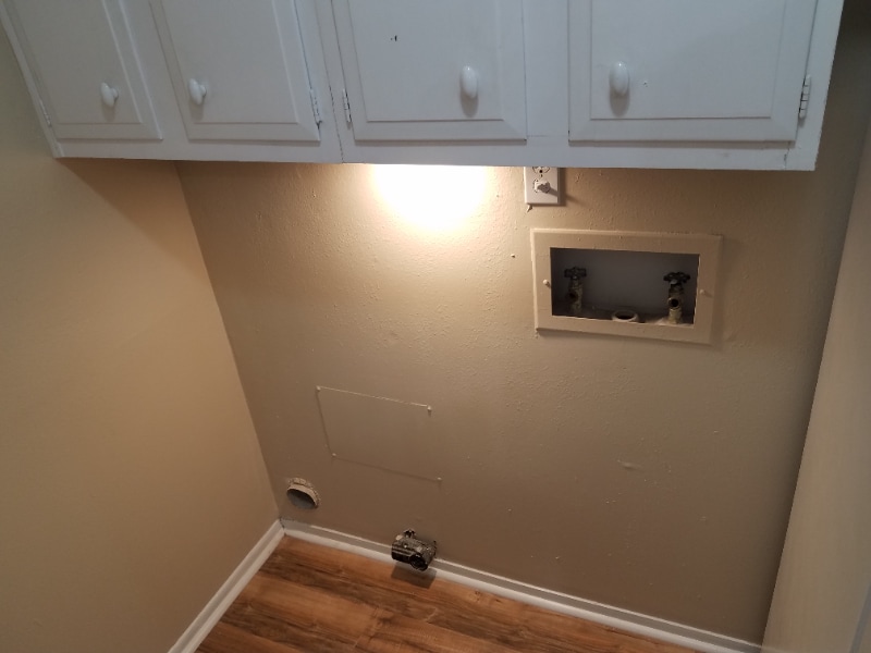 Building Photo - 3359 E Olive Rd