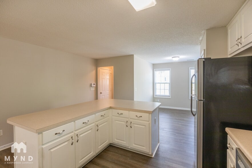 Building Photo - 432 The Gables Dr