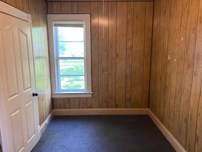 Building Photo - 736 Jackson St