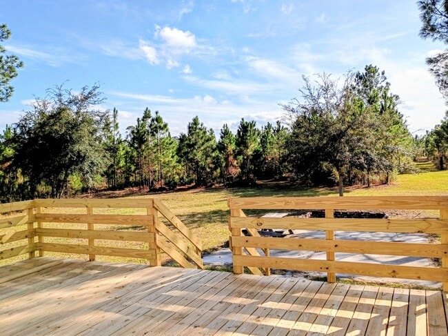 Building Photo - 299 Cayenne St