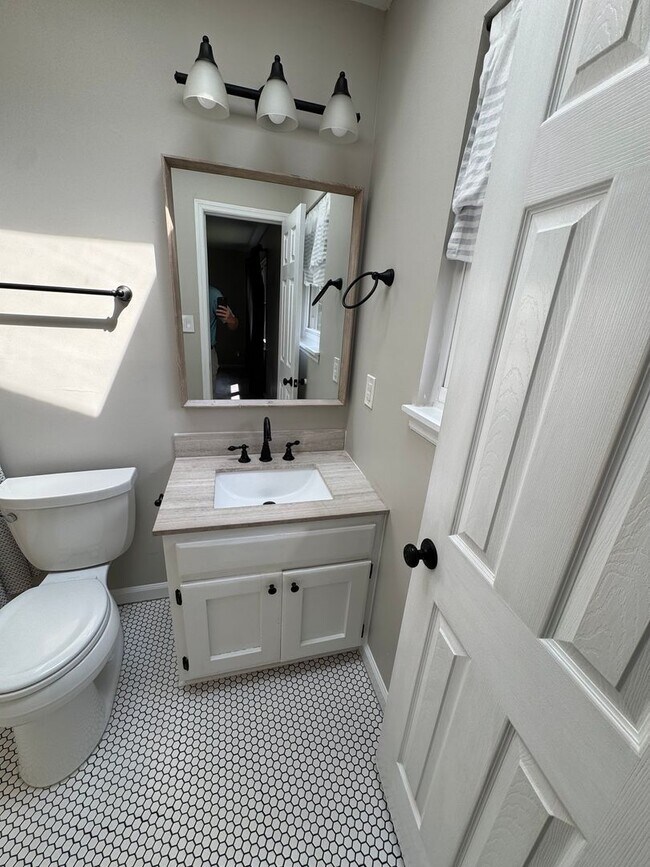 Building Photo - Available Now In Forest Creek