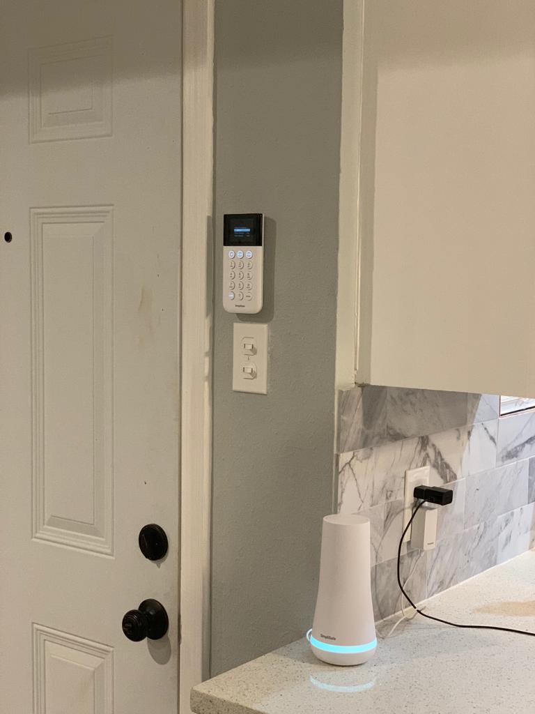 Building Photo - 1900 Peach Ave