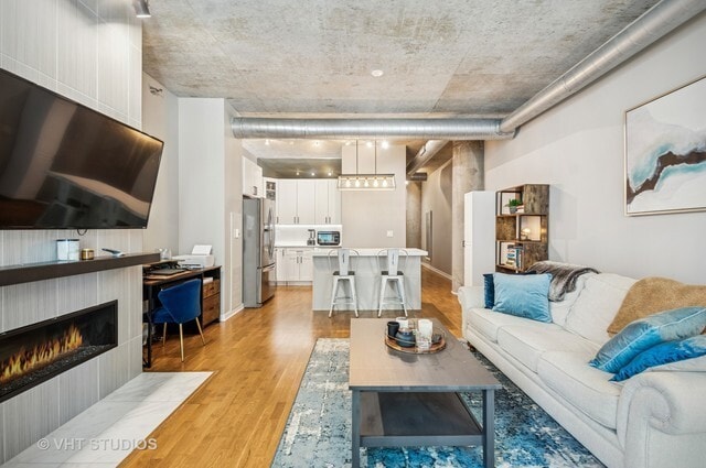 Building Photo - 700 N Larrabee St