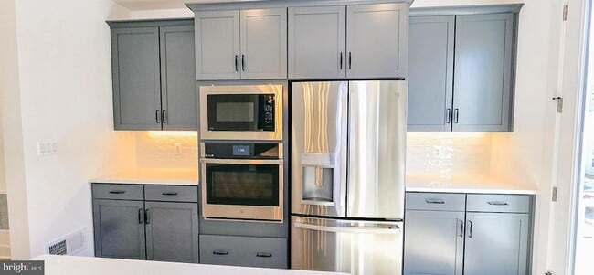 Building Photo - 1726 Blacksmith Wy