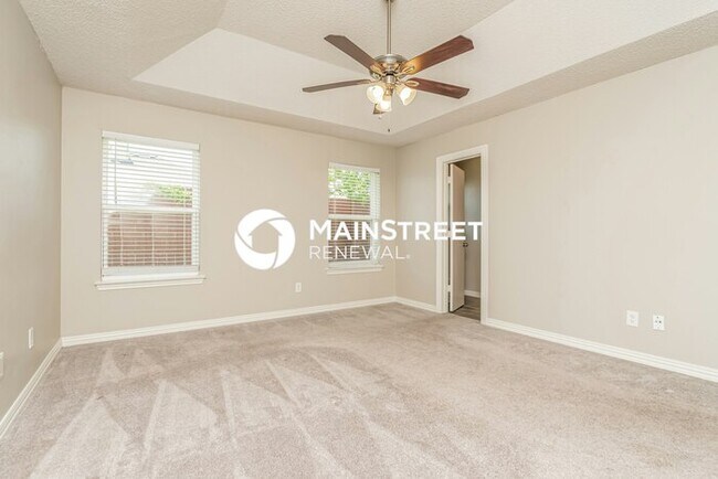Building Photo - 3 Bedroom Pet-Friendly Home in Arlington, TX with Main Street Renewal