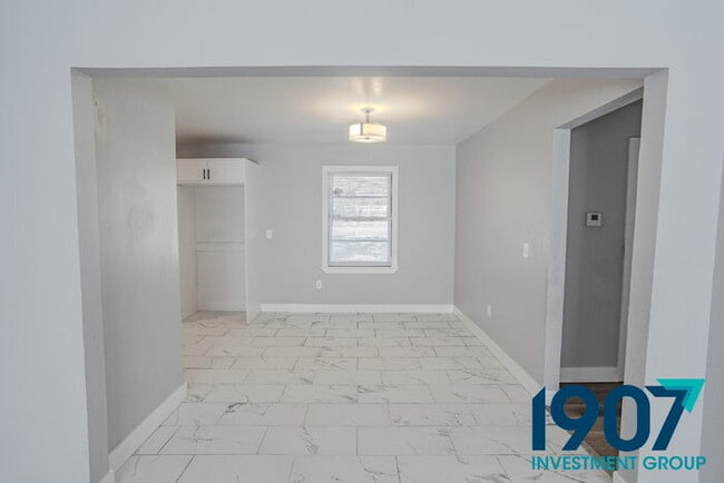 Building Photo - Completely Updated 3-Bed, 2-Bath Home in OKC - Move In Now & Get 50% Off Your First & Second Mont...