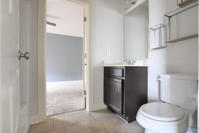 Building Photo - 6007 Stonewater Ct