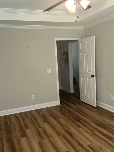 Building Photo - 3206 Haven Straits