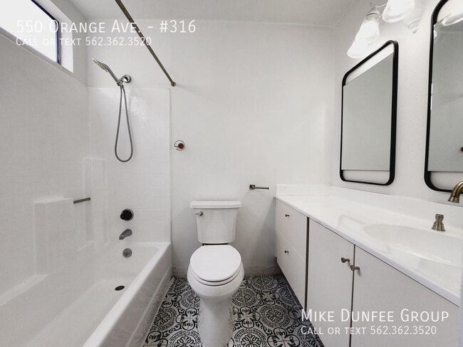 Building Photo - 550 Orange Ave