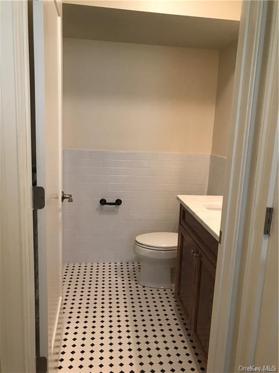 Building Photo - 395 Columbus Ave