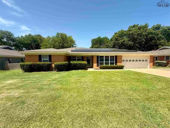 Primary Photo - 2824 Barrywood Dr