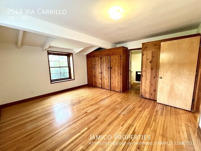 Building Photo - 2548 Vía Carrillo
