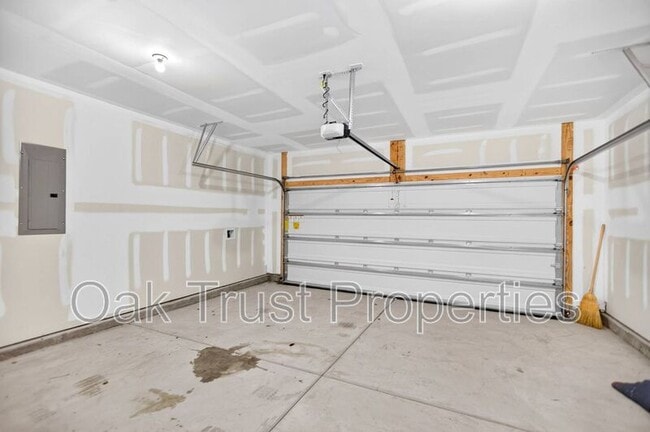 Building Photo - 418 Avocet Dr