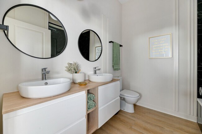 Building Photo - 284 Stonington Dr