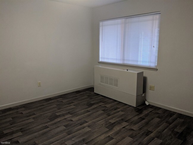 Building Photo - 2 br, 2 bath  - 645 S Virginia St Apt 10