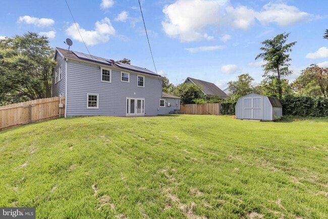 Building Photo - 2807 Folsom Ln