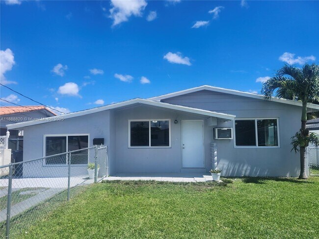 Primary Photo - 3245 SW 88th Ct