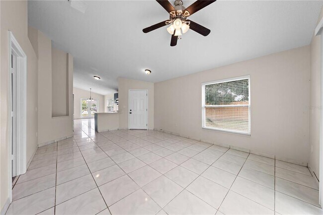 Building Photo - 2413 Sonja Ct