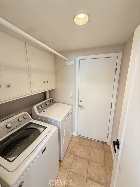 Building Photo - 9197 El Cortez Ave
