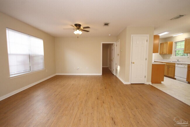 Building Photo - 2289 Wyatt St