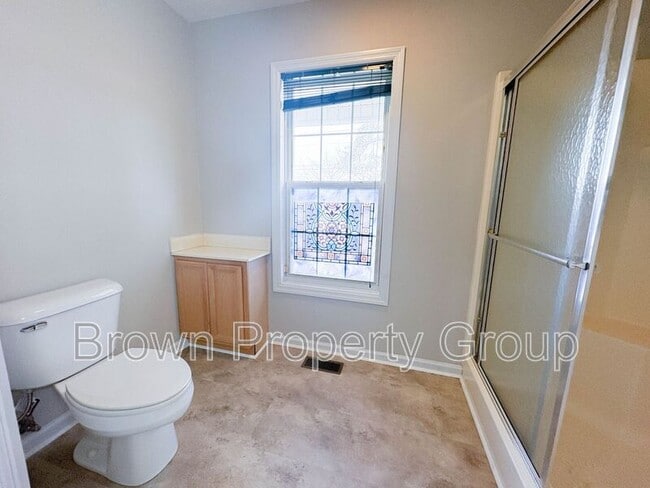 Building Photo - 4735 Camden Rd