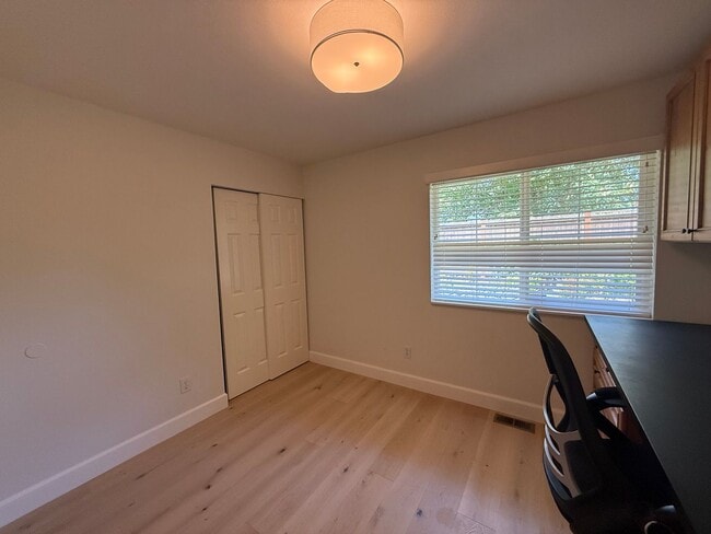 Building Photo - 15419 Mulberry Dr SE