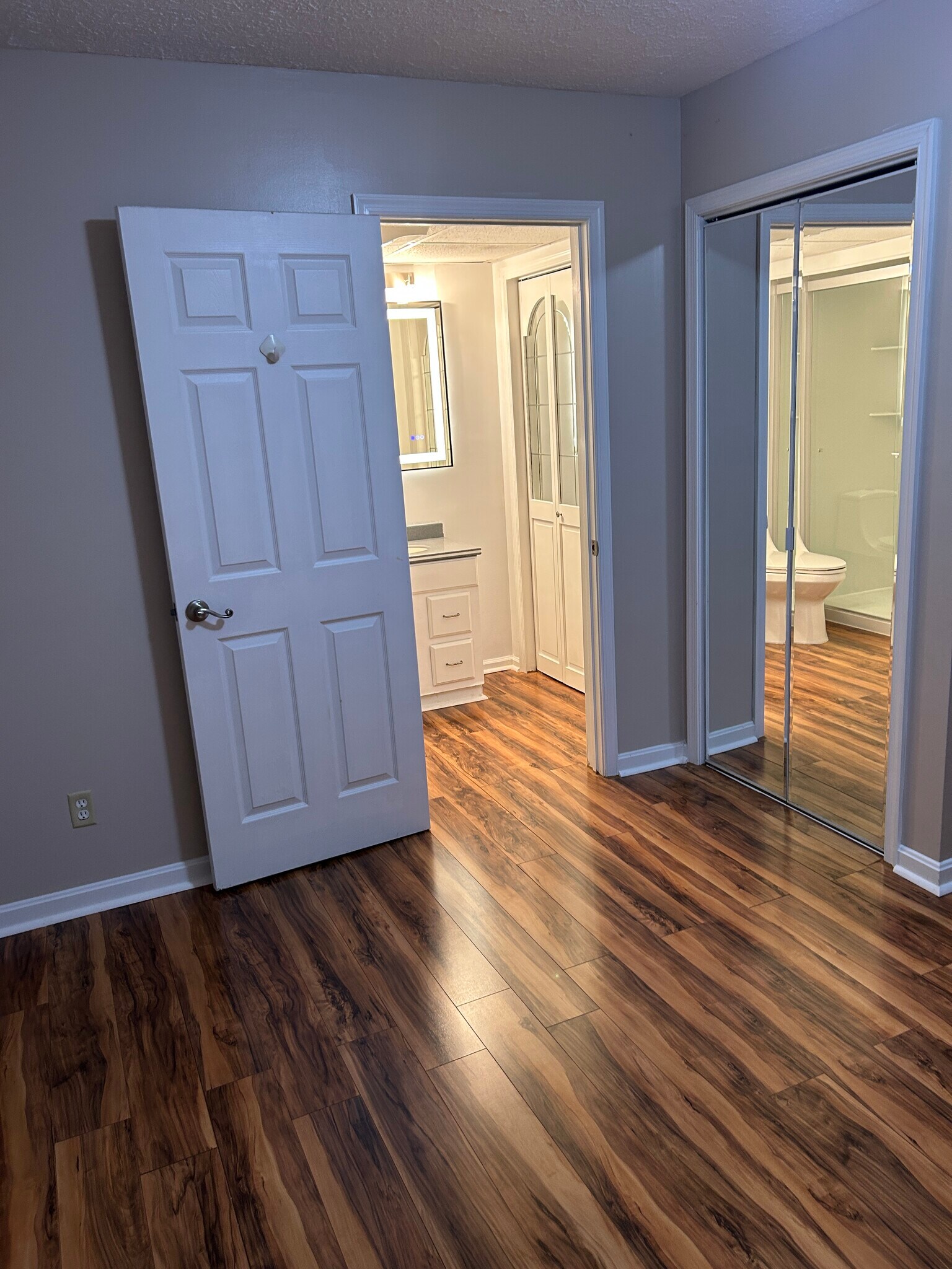 Building Photo - 22889 Kimberly Ct