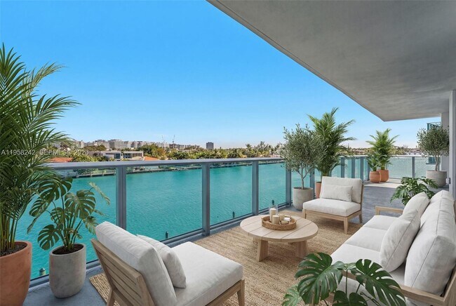 Building Photo - 9201 E Bay Harbor Dr