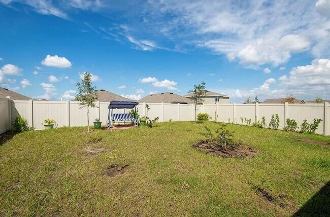 Building Photo - 16709 Parker River St