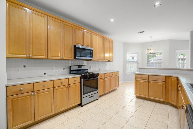 Building Photo - Spacious 3BR / 2BA Corner-Lot Home with Fenced Backyard & Garage