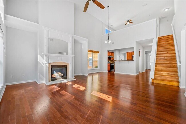 Building Photo - 2113 Worrall Hill Dr