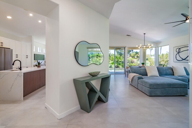 Building Photo - 67568 S Laguna Dr