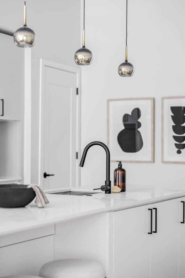 Building Photo - WYE Flats