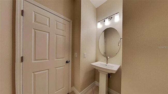 Building Photo - 3696 Brighton Park Cir