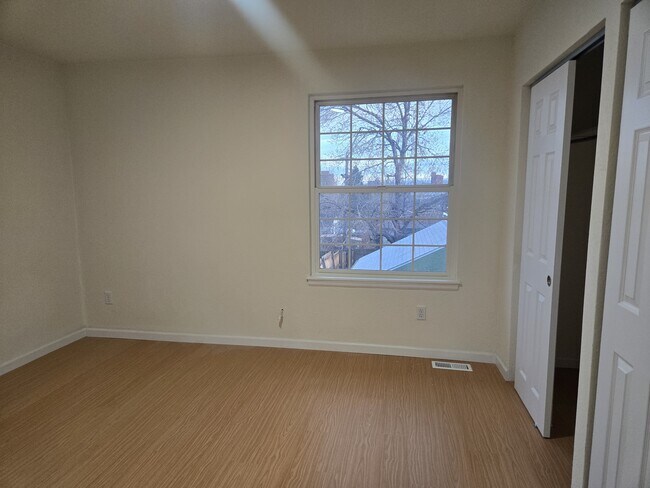 Bedroom - 3030 W Kentucky Ave